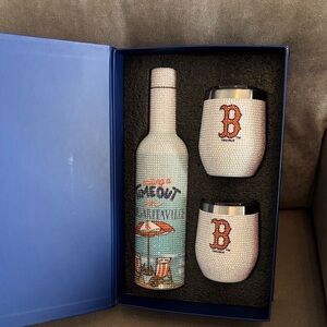 Boston Red Sox Wine Bottle and Tumbler Set